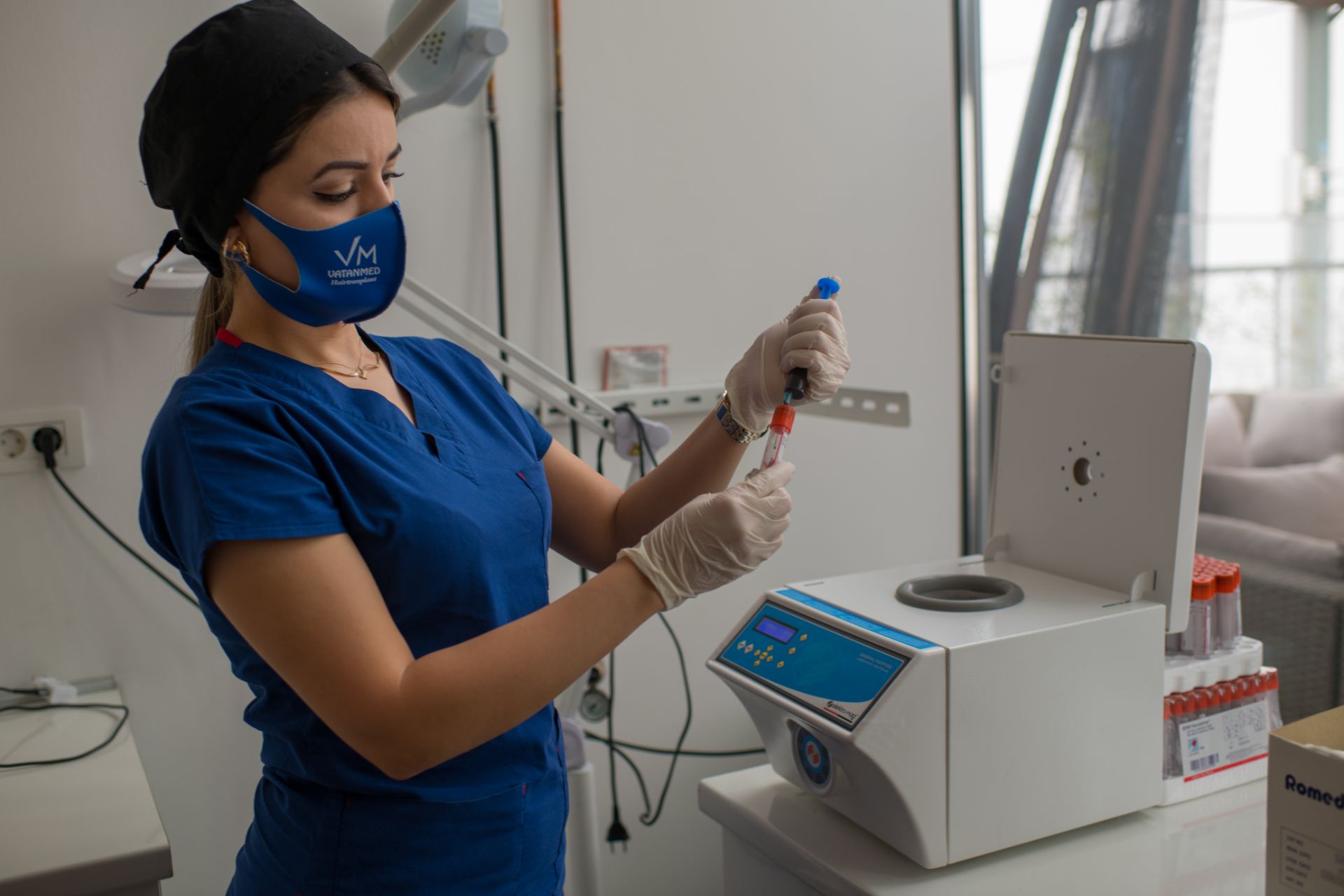 Kıbrıs Saç Ekimi | Cyprus Hair Transplant Center | Saç Ekim Merkezi. En Uygun ve Sağlıklı Kıbrıs Güzellik Merkezi. Kaş Ekimi ve Anti Aging. Bölgesel İncelme. Best Hair Transplant in Cyprus